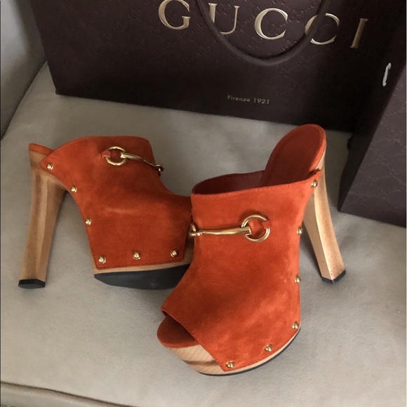 vintage gucci clogs